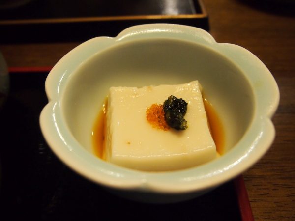 Hirasu Persimmon Leaf Sushi